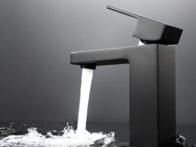 Robinet de vanité noir Brooke qui coule